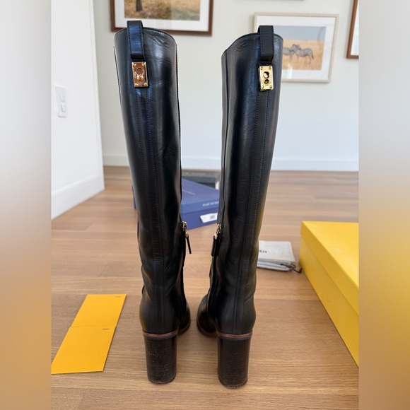 Fendi stack heeled boots - Picture 3 of 7